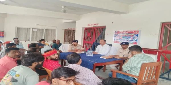 सुपौल: दुर्गा पूजा सुरक्षा को लेकर भीमनगर में शांति समिति की बैठक