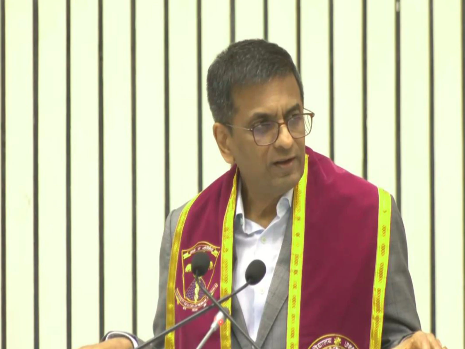 पूर्व CJI चंद्रचूड़ की अपील: 'गरीबों के लिए जीवन रेखा हैं सरकारी अस्पताल'