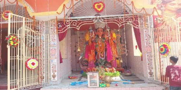 रिविलगंज में हनुमान जी को माना जाता है 'भगिना', 2063 तक बुकिंग!