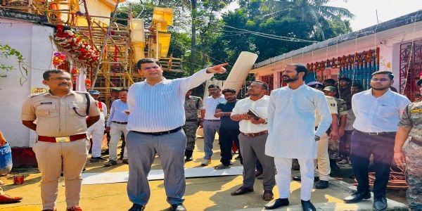 अररिया: डीएम-एसपी ने परखा पूजा पंडालों का सुरक्षा इंतजाम, दिए कड़े निर्देश