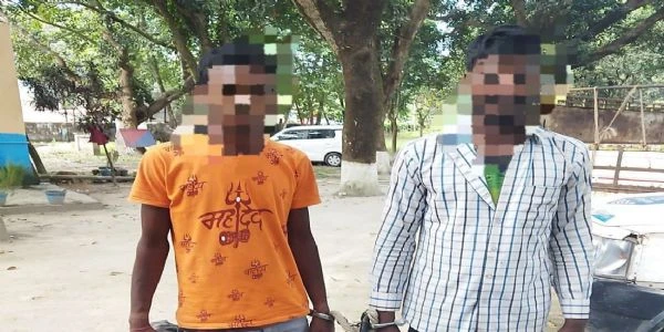 इंस्टाग्राम पर पिस्टल लहराना पड़ा भारी, किशनगंज पुलिस ने दो युवकों को दबोचा