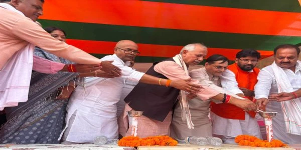 छपरा में गूंजा विकसित भारत का संकल्प, पीएम मोदी ने भरी हुंकार