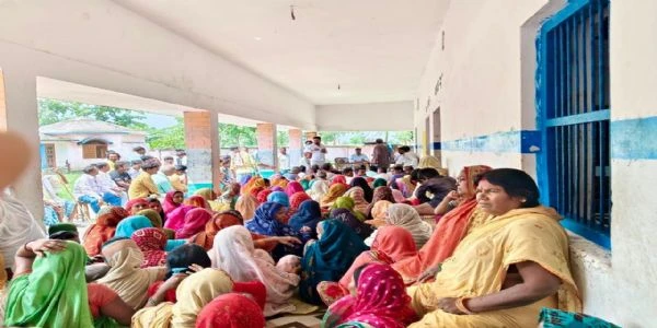 बेतिया: पंचायतों में पंचायत विकास दिवस का भव्य आयोजन