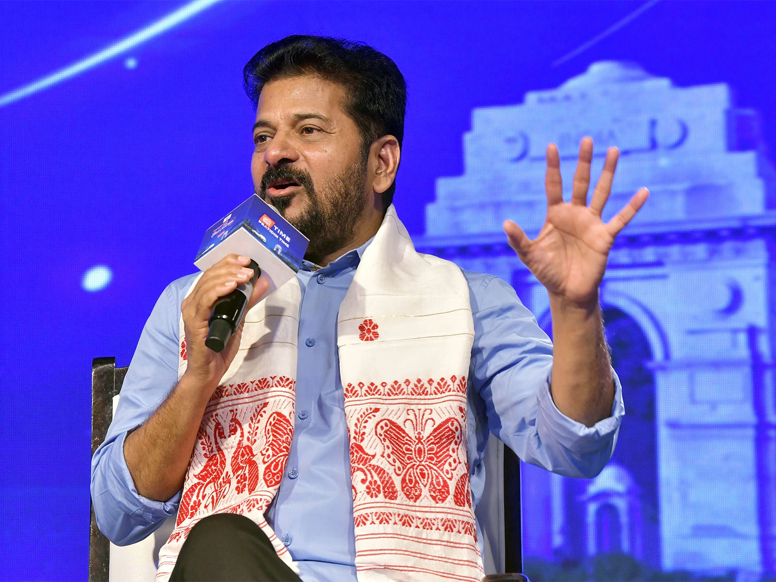 विजयदशमी पर सीएम रेवंत रेड्डी का संदेश: बुराई पर अच्छाई की जीत का पर्व