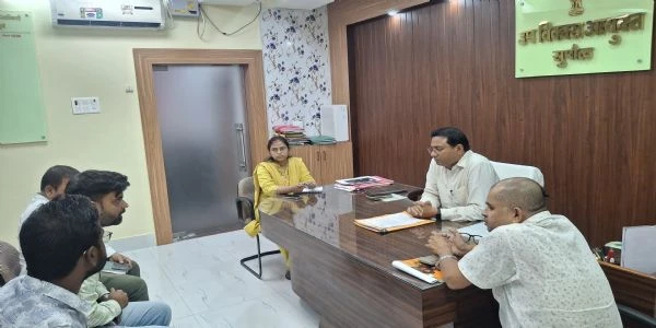सुपौल: प्लास्टिक कचरे से बने उत्पादों का होगा सड़क निर्माण में इस्तेमाल