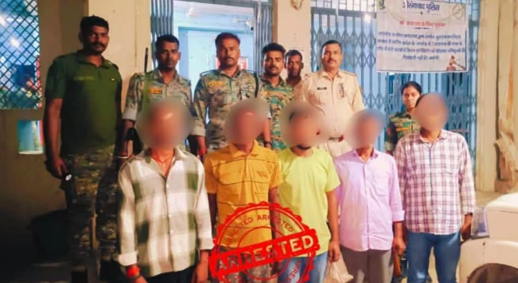 औरंगाबाद पुलिस का बड़ा एक्शन: 43 गिरफ्तार, शराब और हथियार बरामद