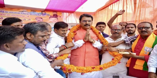 खगड़िया में भाजपा के नए जिला कार्यालय का उद्घाटन, संजय सरावगी ने कार्यकर्ताओं को दिया संगठन विस्तार का मंत्र