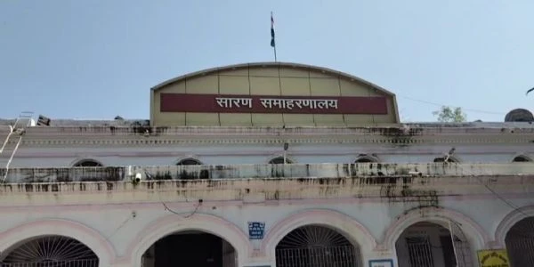 सारण में बाढ़ के पानी की अज्ञात मछलियां खाने पर रोक, जिला प्रशासन ने जारी की चेतावनी