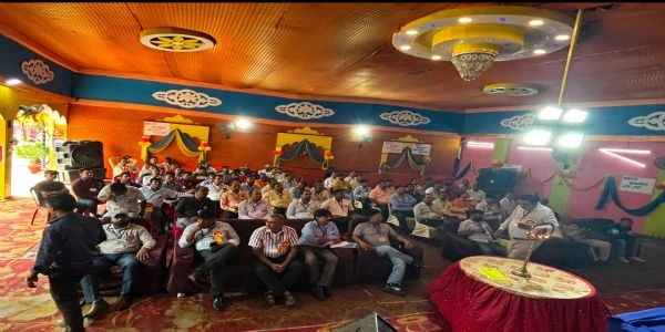 छपरा में दवा प्रतिनिधियों का वार्षिक अधिवेशन संपन्न, नई कार्यकारिणी घोषित