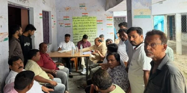 फारबिसगंज में महावीरी झंडा शोभायात्रा को लेकर शांति समिति की बैठक, मुस्लिम समाज ने दिया सहयोग का भरोसा