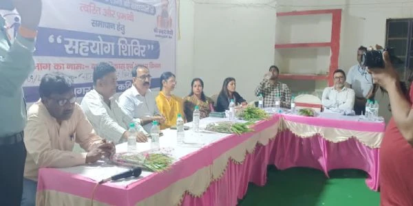 कटिहार में जनता के द्वार पहुंची नगर सरकार, 4 वार्डों में लगे सहयोग शिविर और मौके पर हुआ समस्याओं का निपटारा