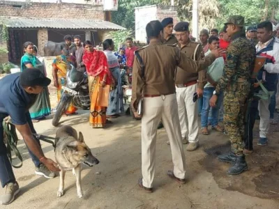 Police investigate murder in Nalanda village, Bihar, after woman found strangled at home.